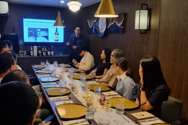 4e02b4ac-b096-4f9c-965f-27453a002d5a 4e02b4ac-b096-4f9c-965f-27453a002d5a