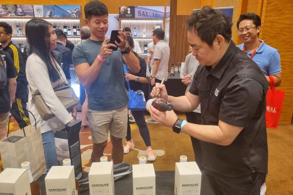 f4a8b295-4d7f-48a0-83dc-7f7208128482 f4a8b295-4d7f-48a0-83dc-7f7208128482